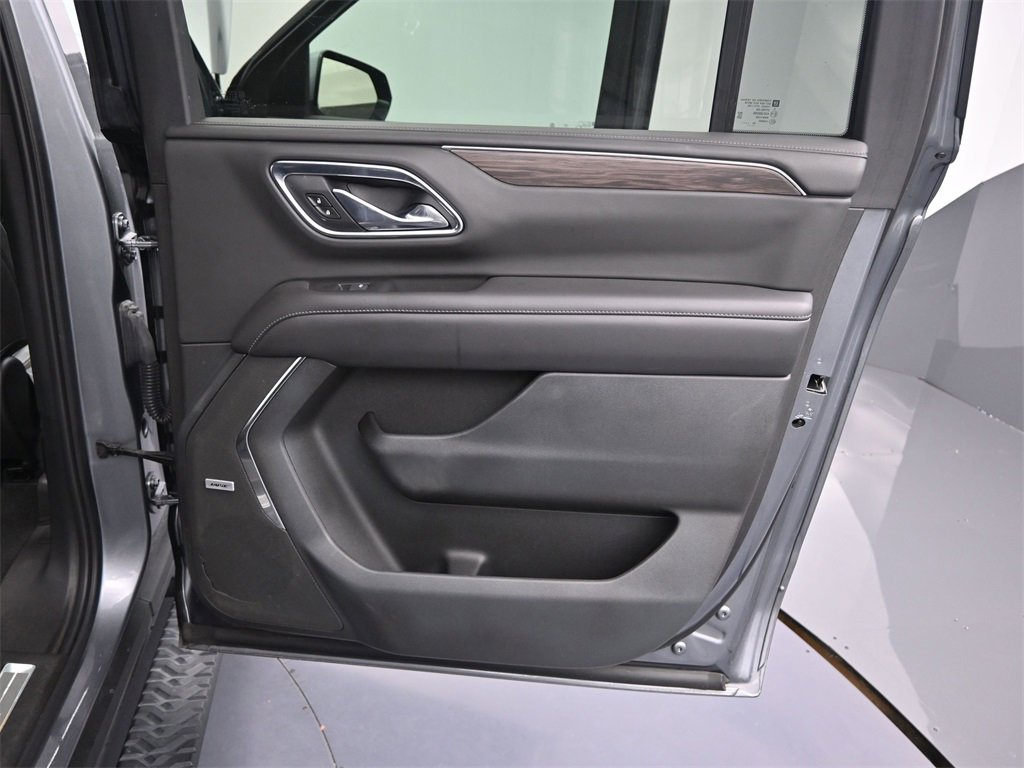 Used 2021 Chevrolet Suburban Z71 w/ Max Trailering Package image 20