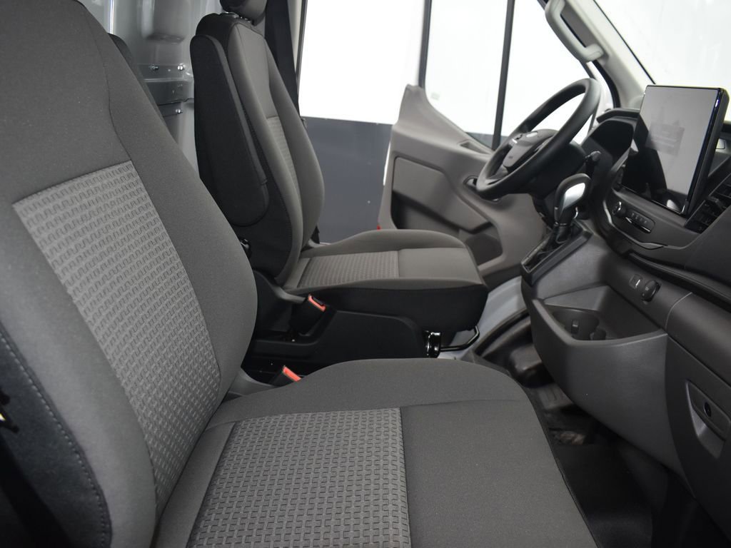 New 2026 Ford Transit 250 148 Medium Roof image 17