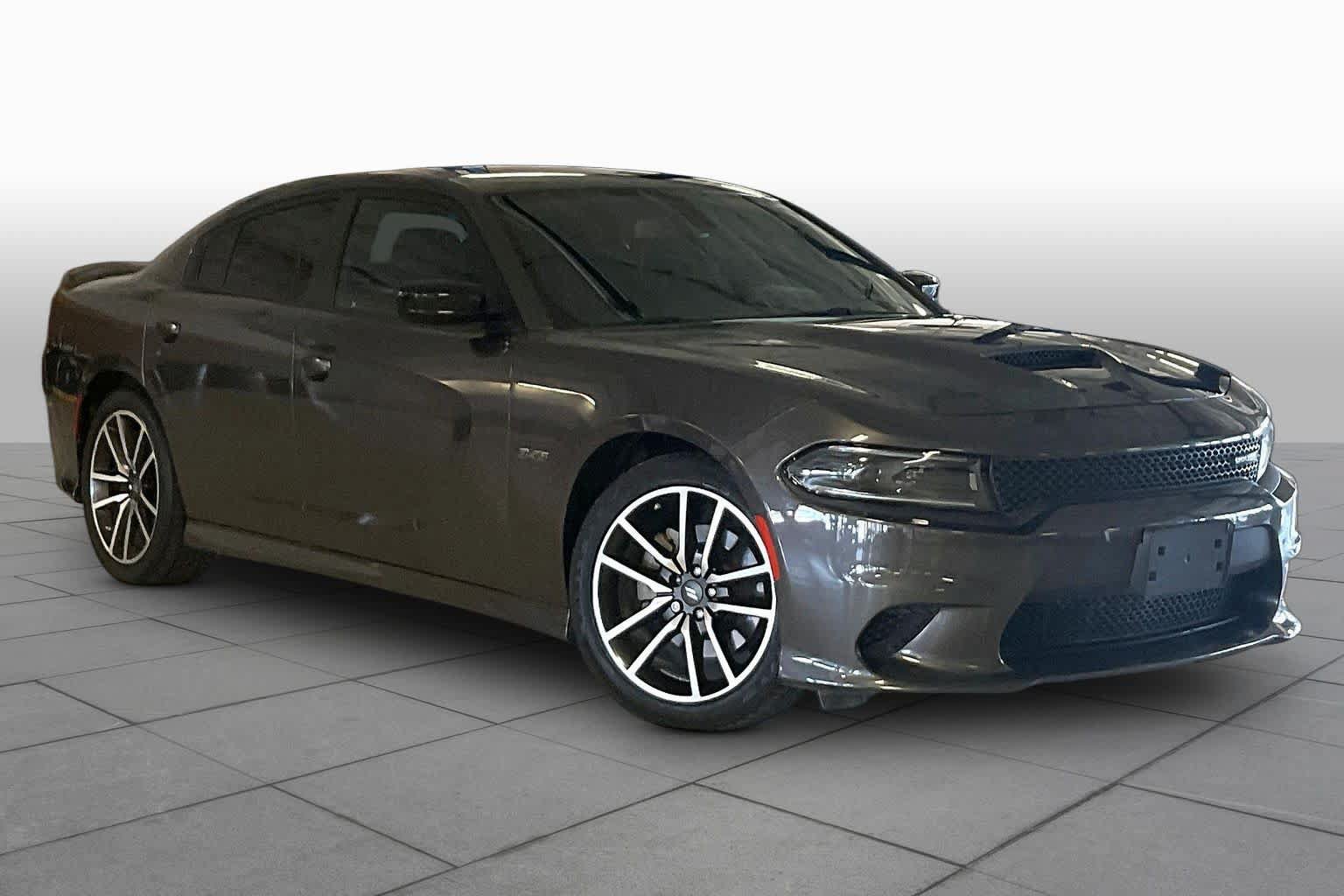 Used 2023 Dodge Charger R/T w/ Cold Weather Package RWD image 2