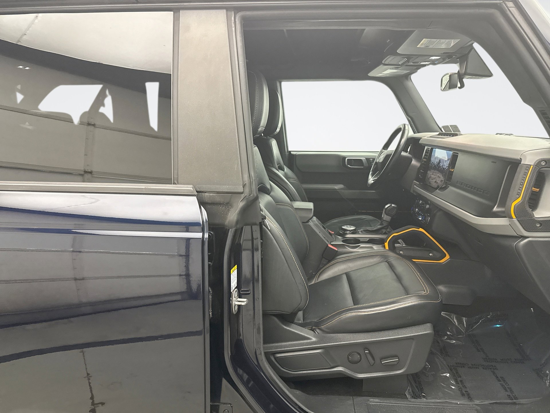 Used 2021 Ford Bronco Badlands image 19