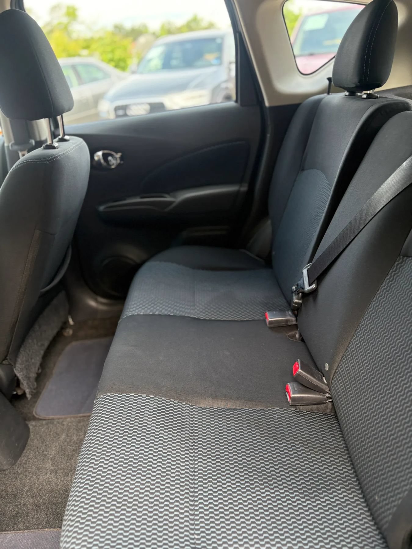 Used 2014 Nissan Versa Note SV FWD image 12