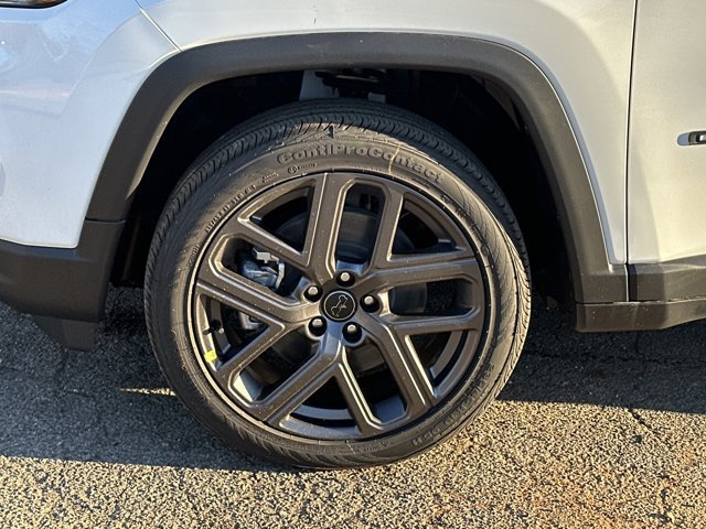 New 2026 Jeep Compass Limited AWD/4WD image 11