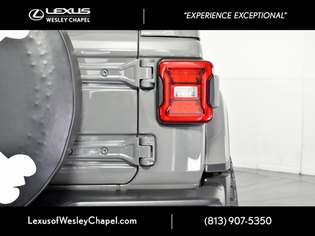 Used 2020 Jeep Wrangler Unlimited Sahara image 8