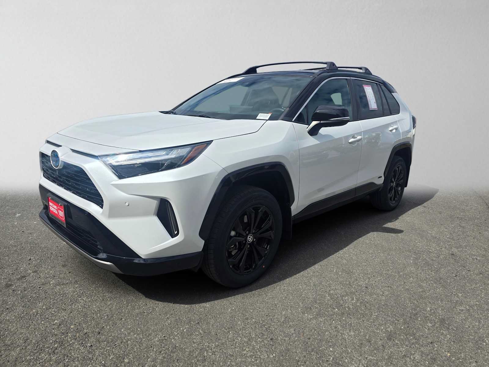 Used 2023 Toyota RAV4 XSE AWD/4WD image 7