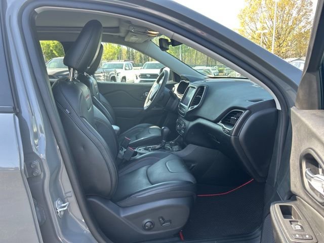 Used 2022 Jeep Cherokee Trailhawk w/ Sun, Sound & Nav Group image 16