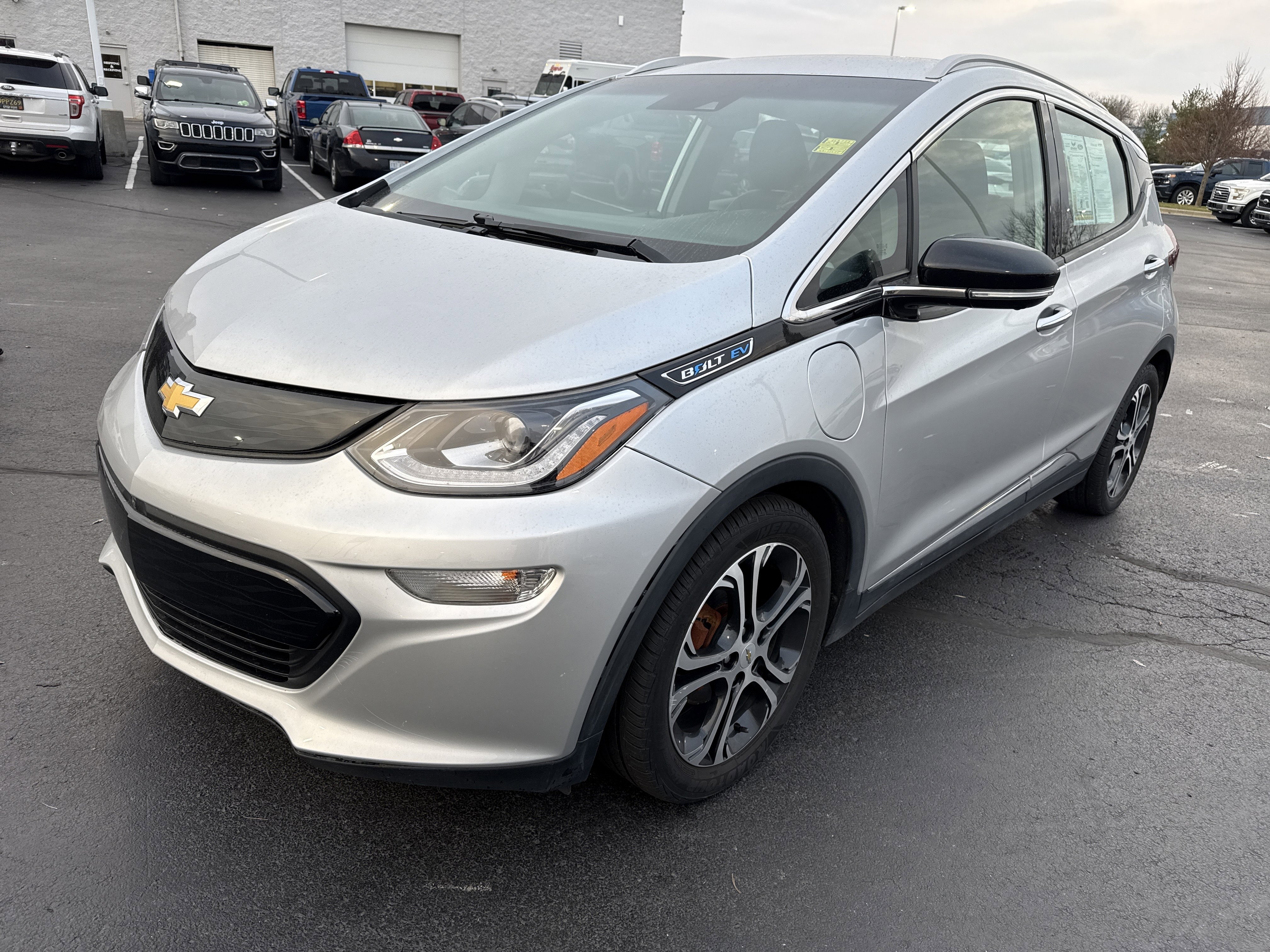Used 2017 Chevrolet Bolt Premier w/ Driver Confidence II Package image 2