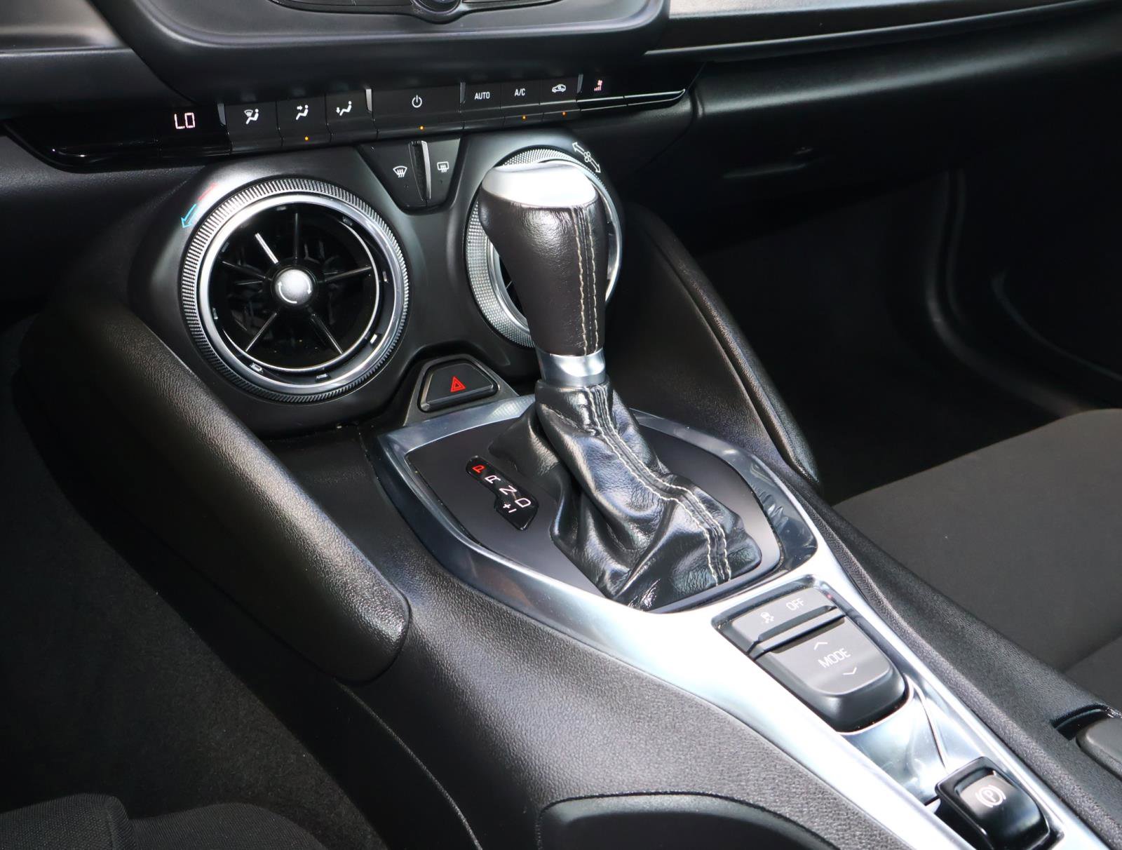 Used 2021 Chevrolet Camaro LT image 21