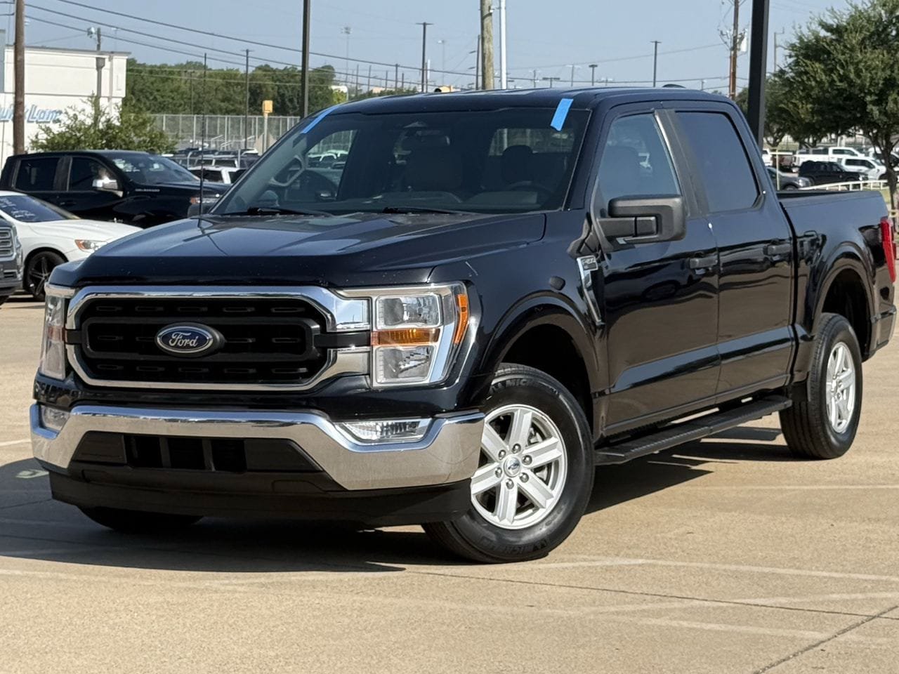 Used 2021 Ford F150 XLT RWD image 2