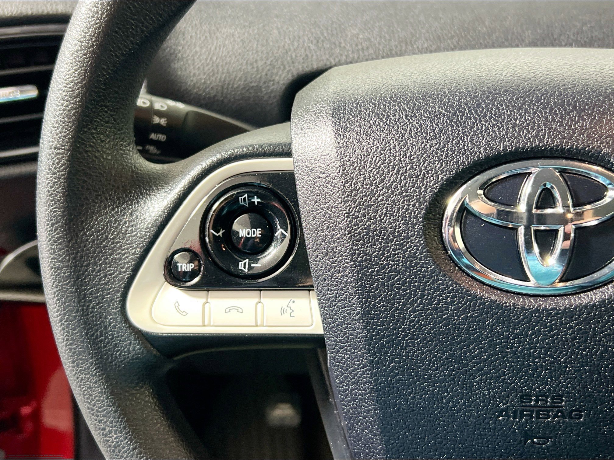 Used 2016 Toyota Prius Two image 17