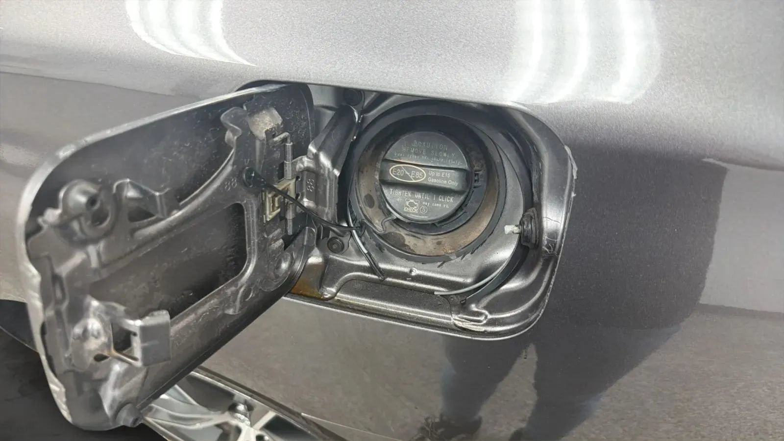 Used 2017 Toyota Camry XSE w/ Moonroof Package FWD image 29