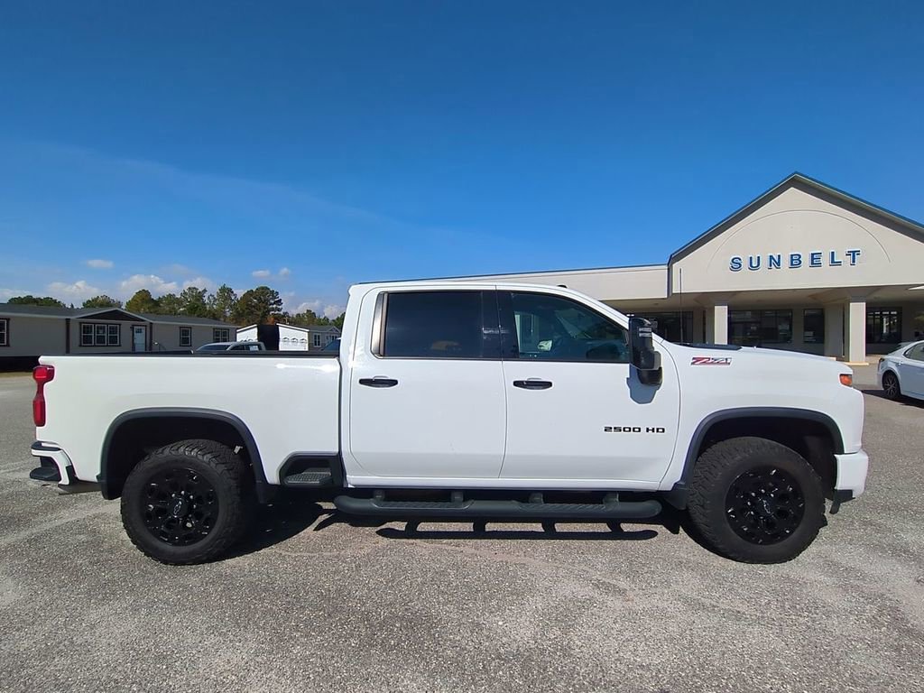 Used 2022 Chevrolet Silverado 2500 LTZ w/ LTZ Plus Package image 3