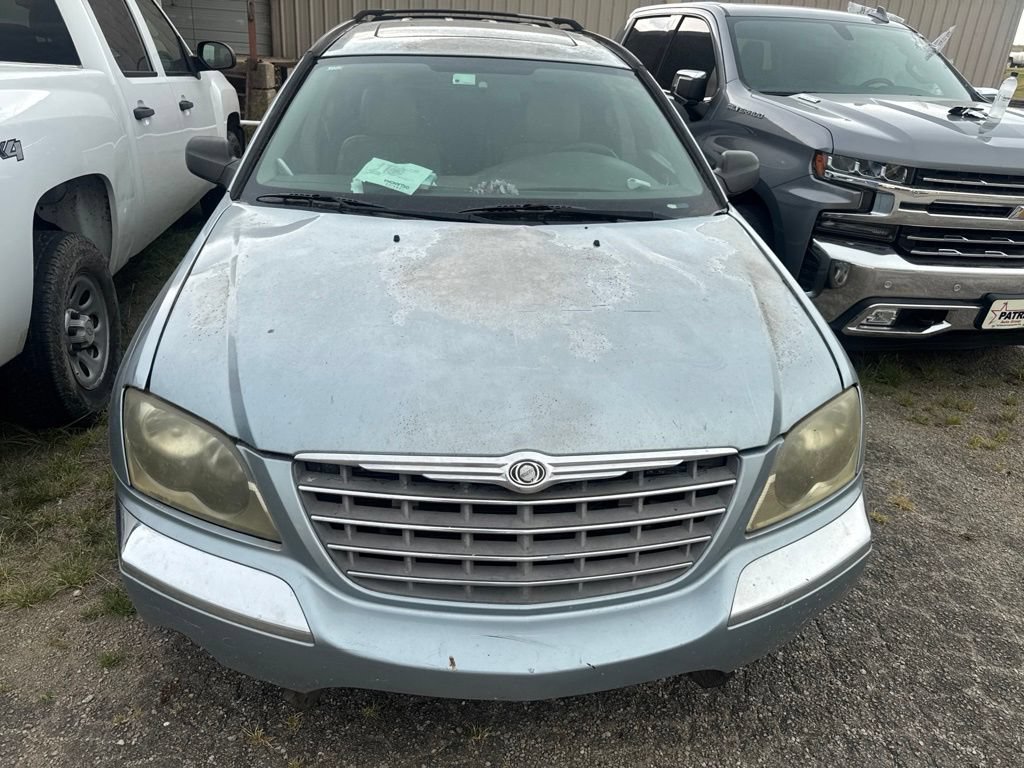 Used 2005 Chrysler Pacifica Touring w/ Heated Seat Group AWD/4WD image 2