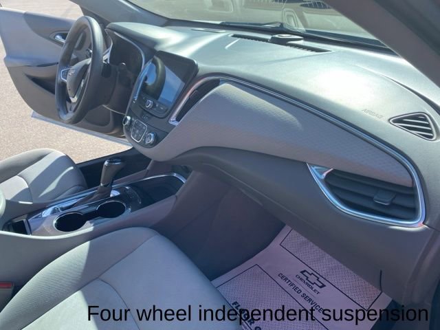 Used 2020 Chevrolet Malibu LT image 25