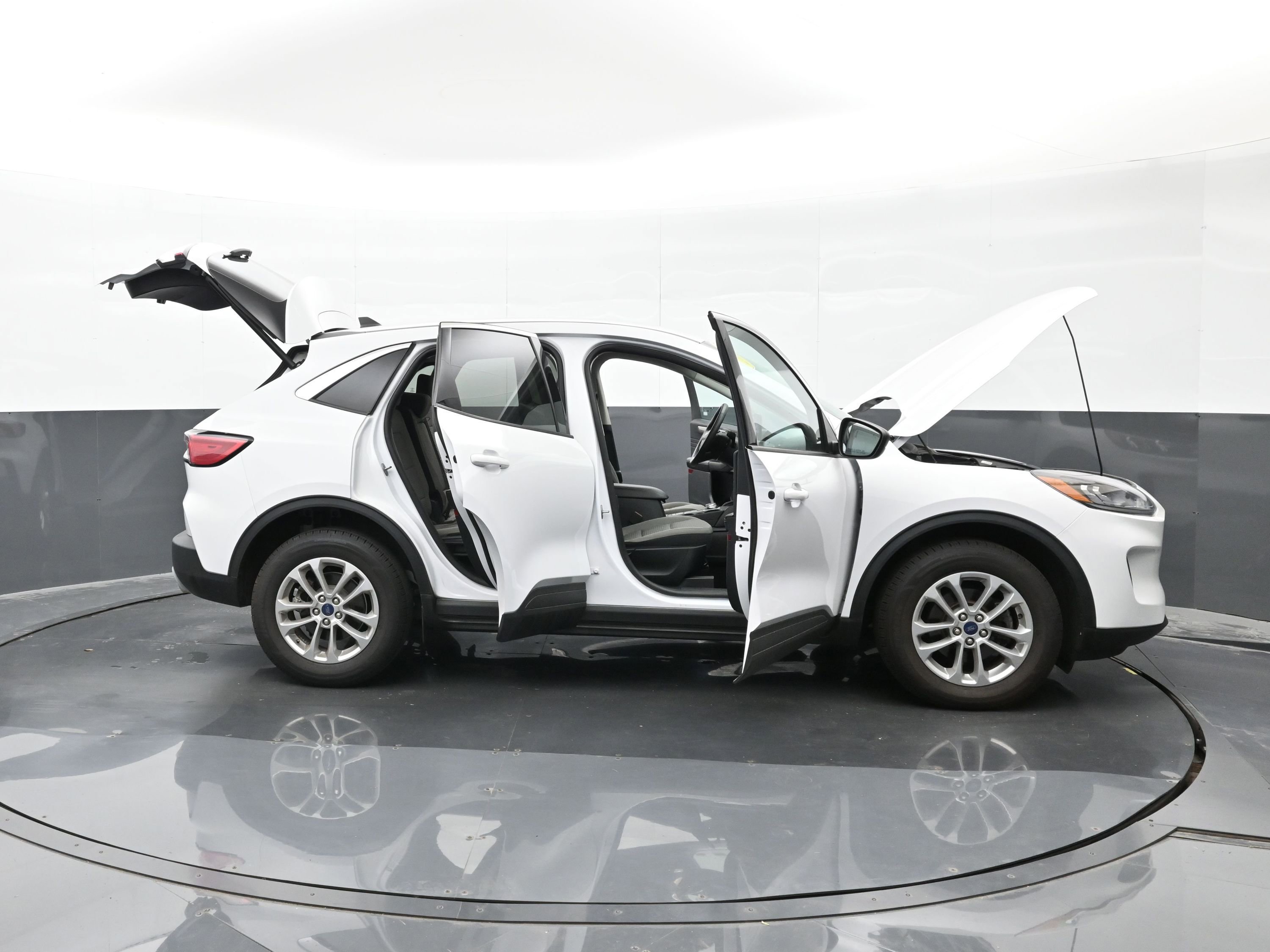 Used 2022 Ford Escape SE w/ Convenience Package image 47