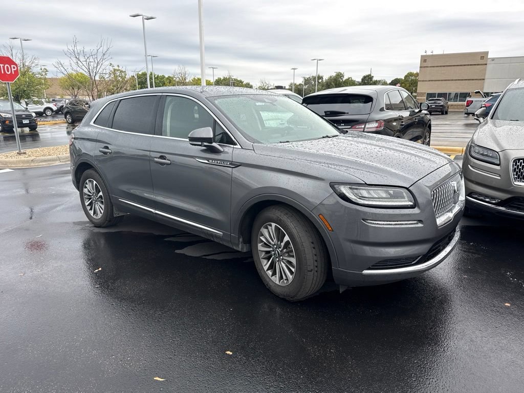 Used 2023 Lincoln Nautilus AWD w/ Premium Package video 2