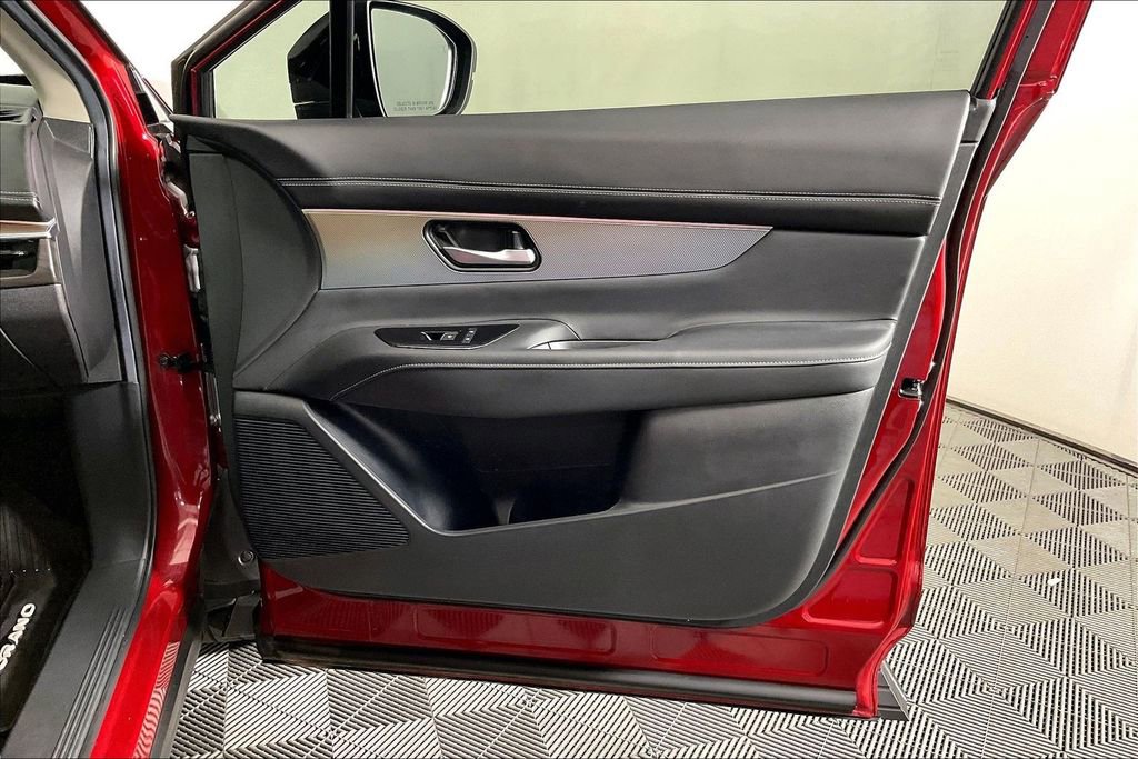 Certified 2025 Nissan Murano SL AWD/4WD image 24