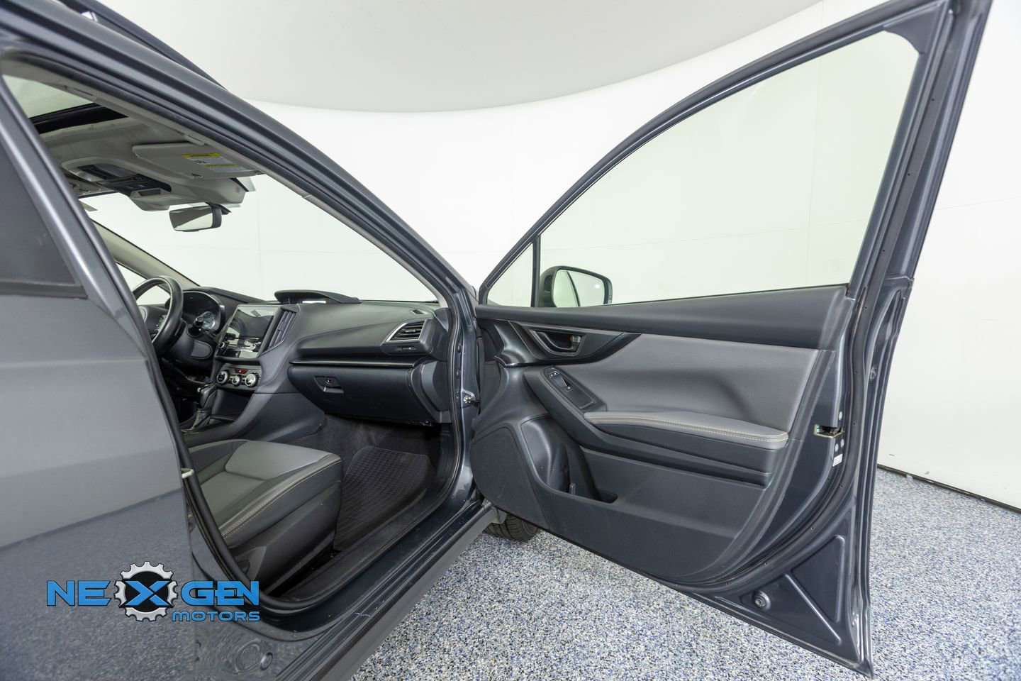 Used 2022 Subaru Crosstrek 2.5i Sport w/ Moonroof Package AWD/4WD image 40