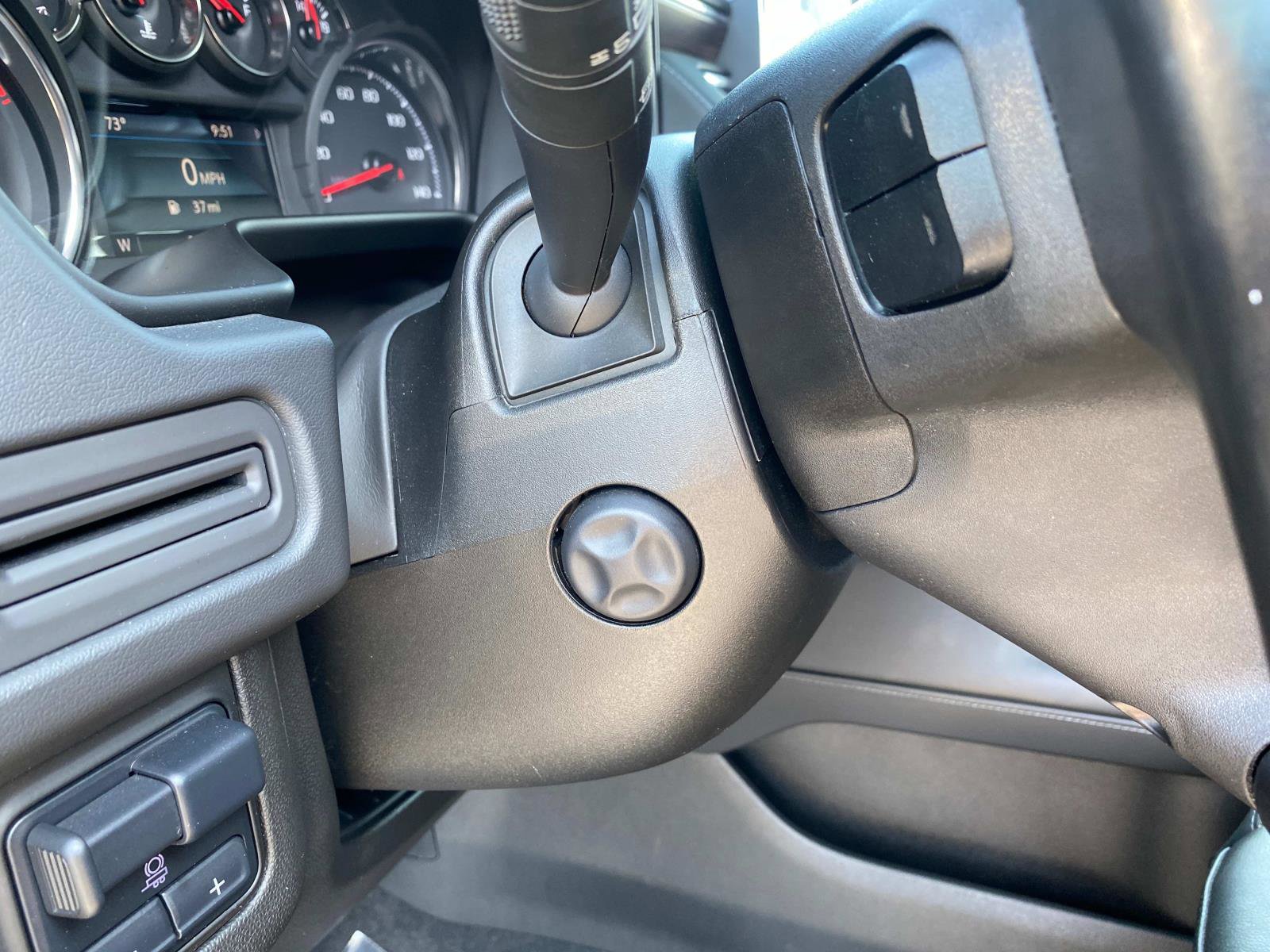 Used 2021 Chevrolet Tahoe Z71 w/ Z71 Signature Package image 29