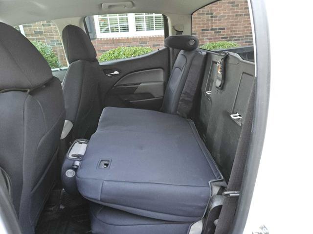 Used 2015 Chevrolet Colorado LT AWD/4WD image 31
