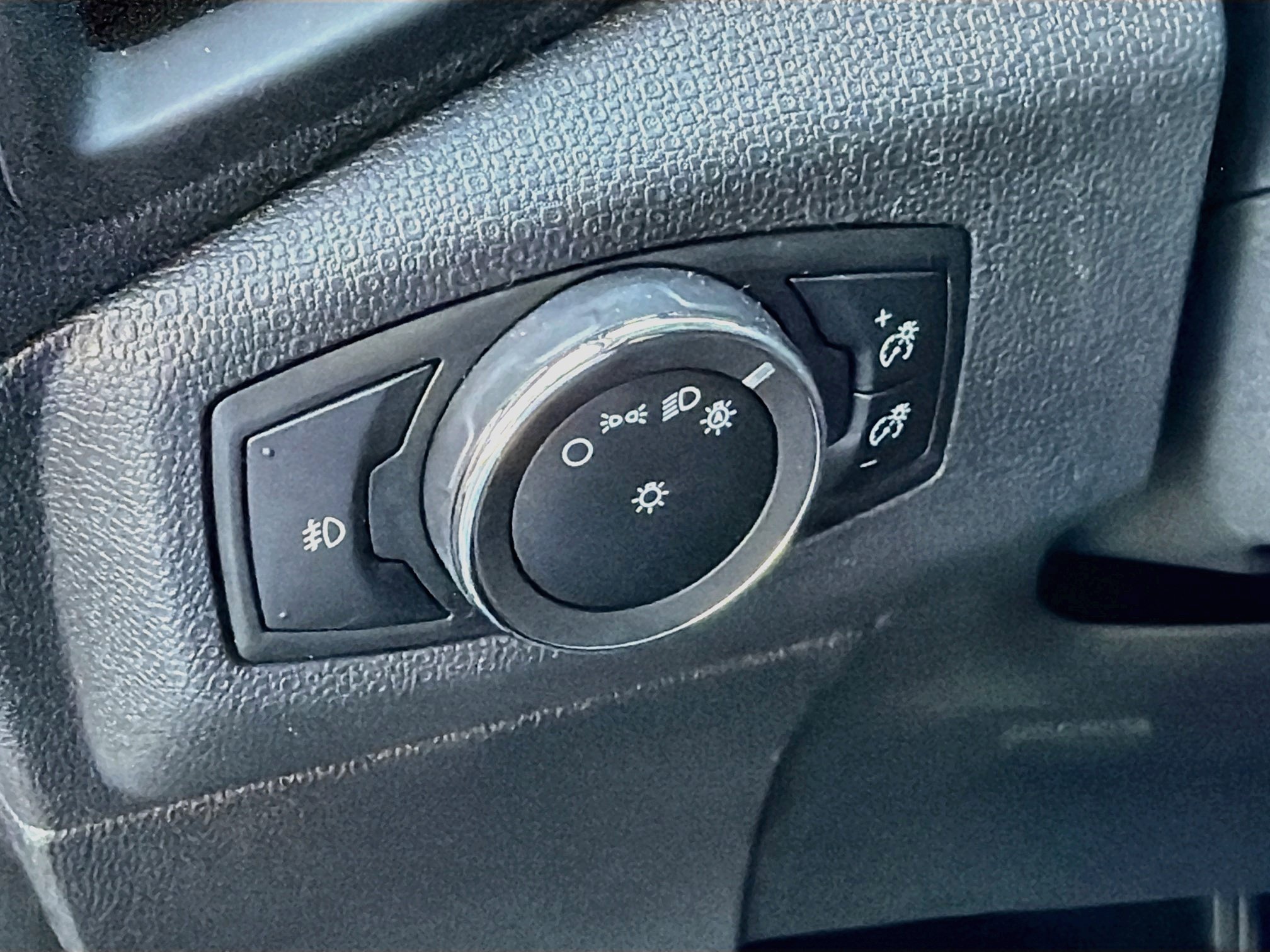 Used 2020 Ford EcoSport SE FWD image 8