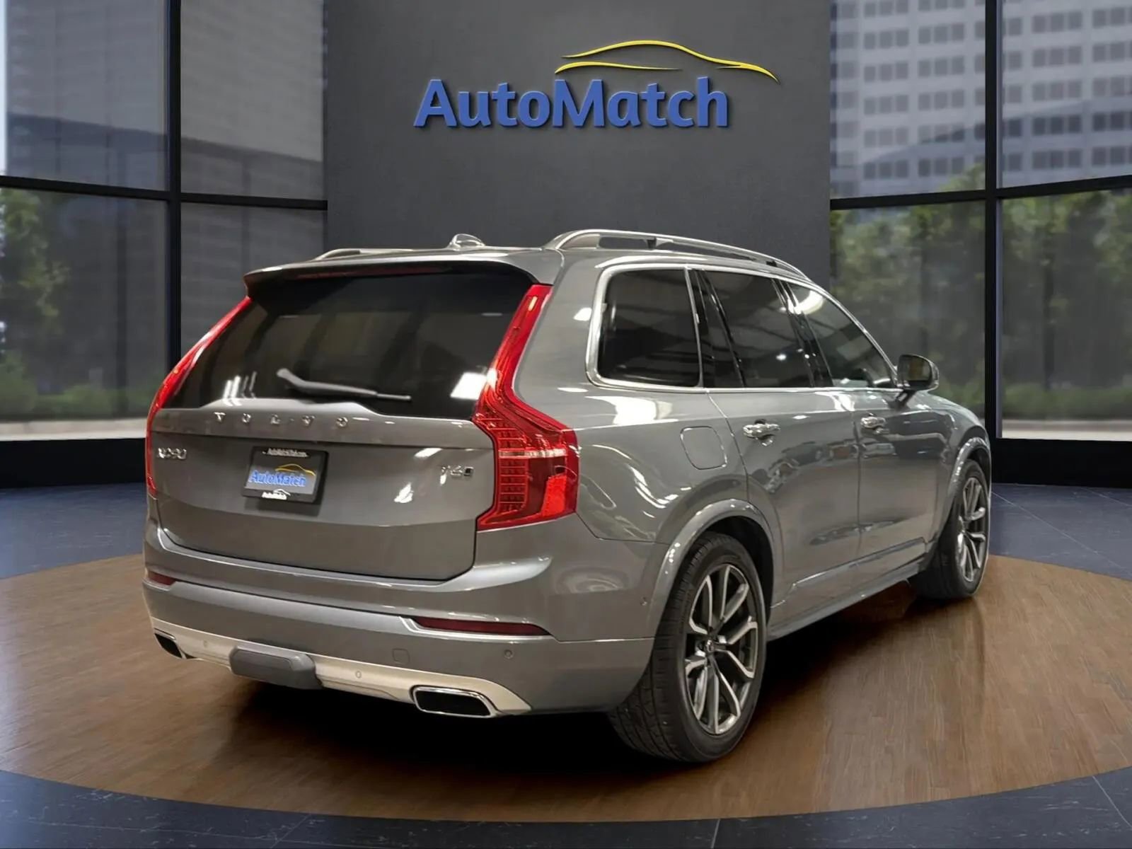 Used 2016 Volvo XC90 T6 Momentum image 10