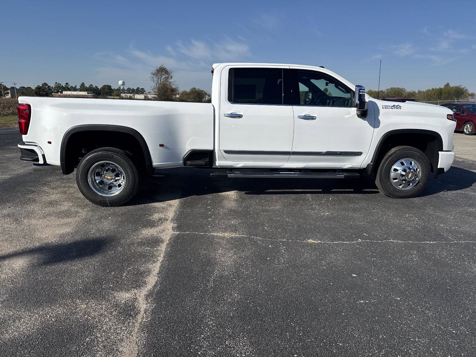 New 2026 Chevrolet Silverado 3500 High Country w/ Technology Package image 6