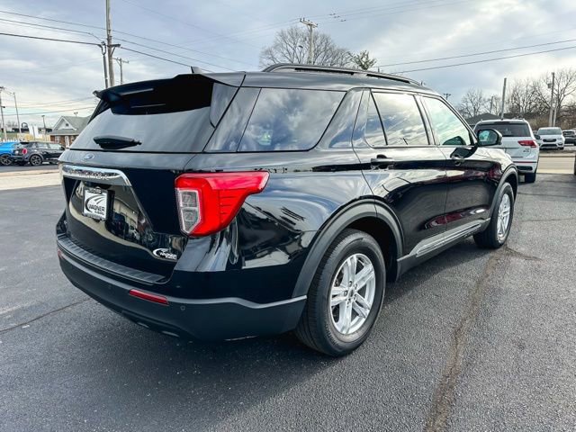 Used 2024 Ford Explorer XLT image 8