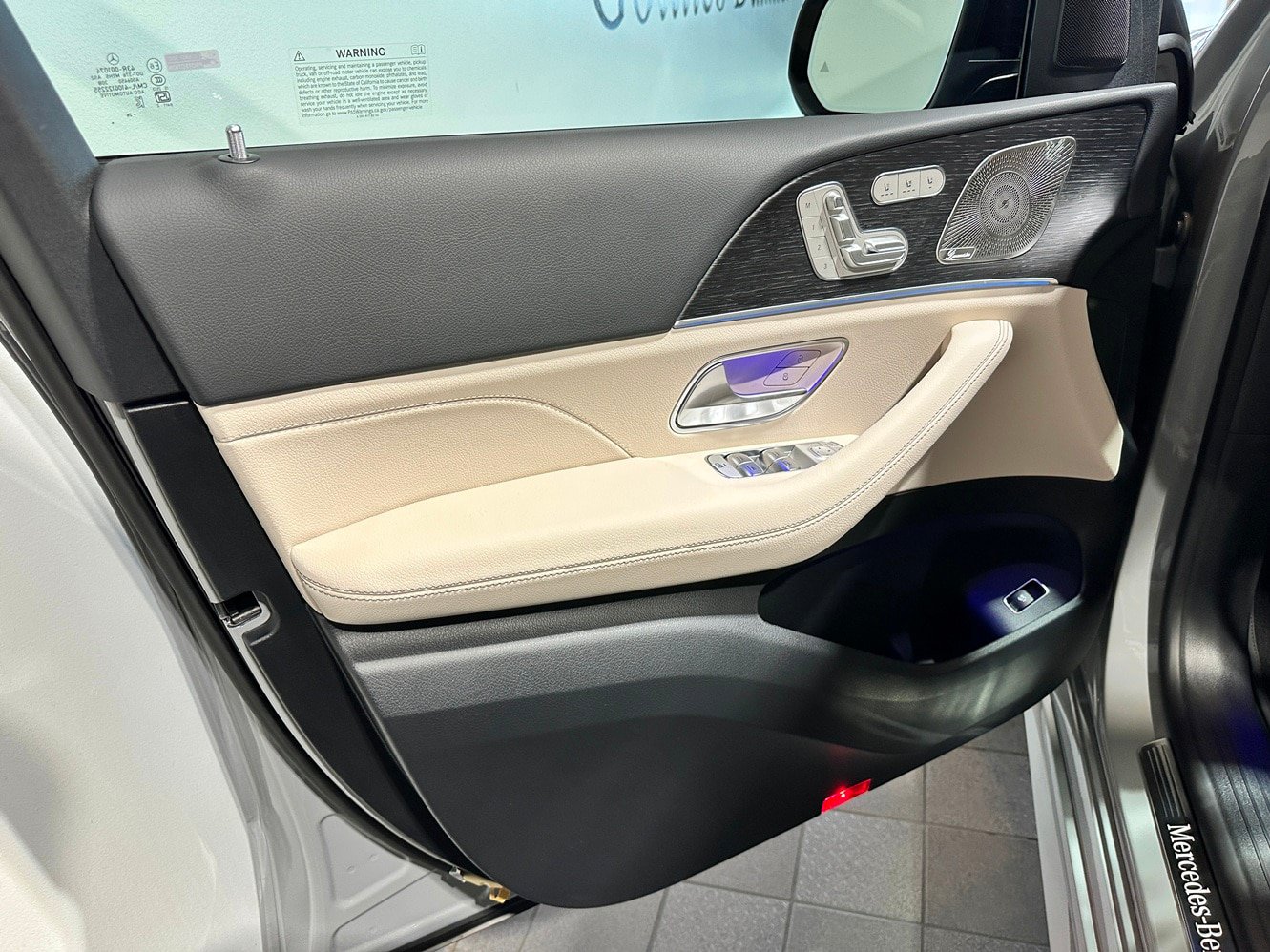 New 2026 Mercedes-Benz GLS 450 4MATIC image 8