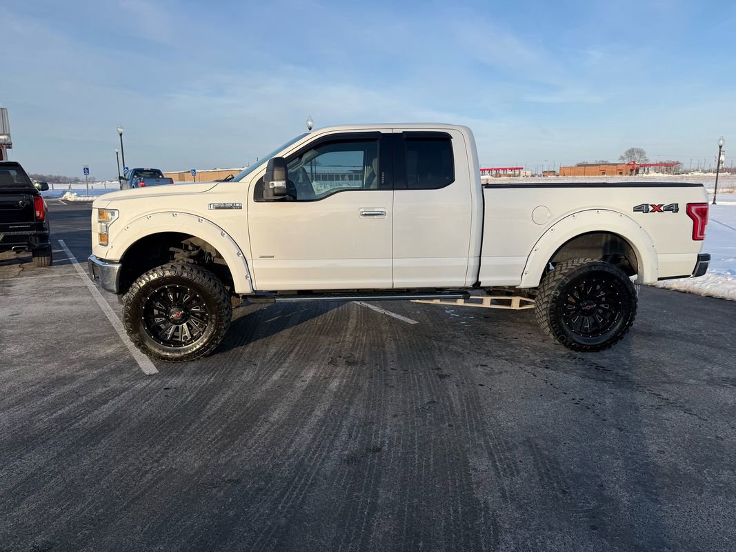 Used 2015 Ford F150 XLT w/ Equipment Group 302A Luxury image 8