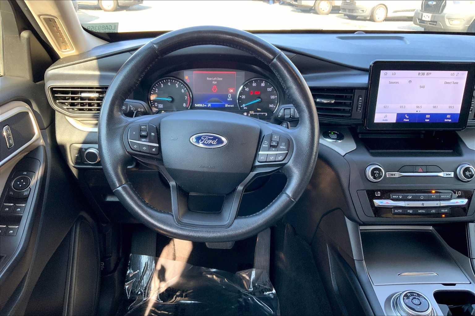Used 2020 Ford Explorer XLT RWD image 6