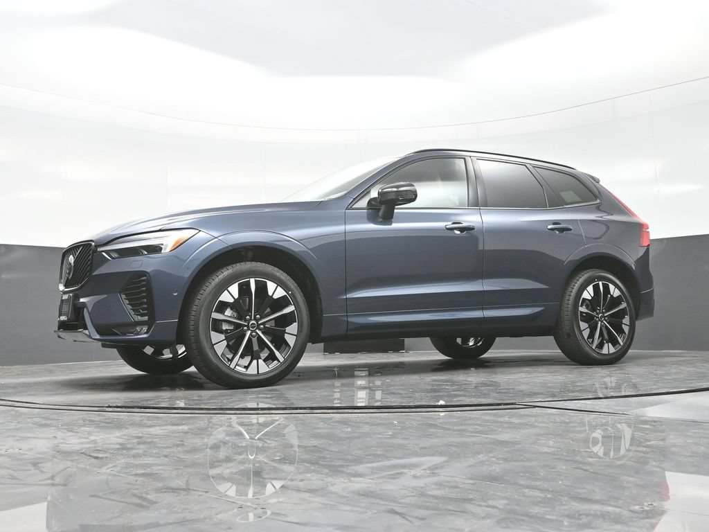 New 2026 Volvo XC60 B5 Plus w/ Climate Package AWD/4WD image 30