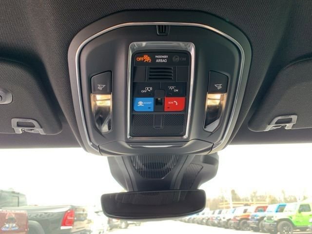 New 2025 Dodge Charger R/T w/ Quick Order Package 25M R/T image 17