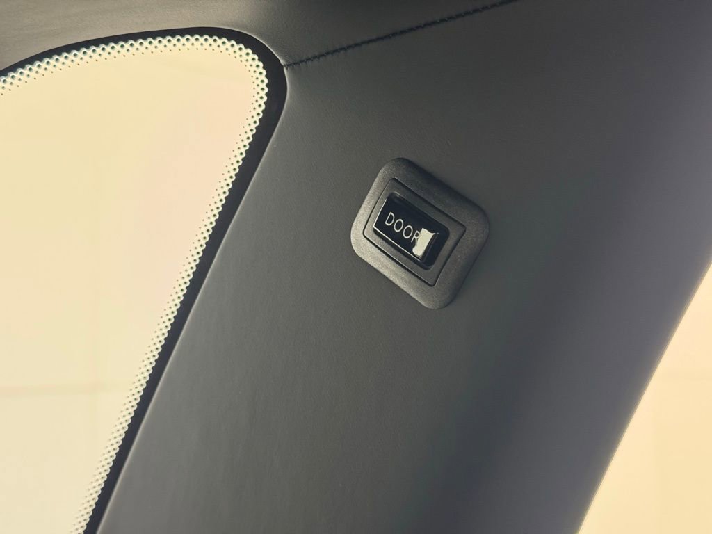 Certified 2021 Rolls-Royce Ghost image 28