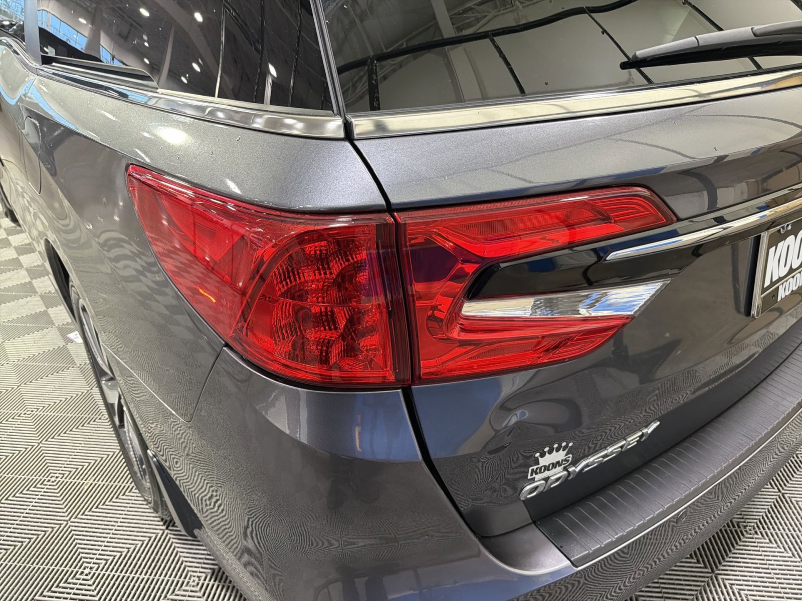 Used 2023 Honda Odyssey Touring image 18