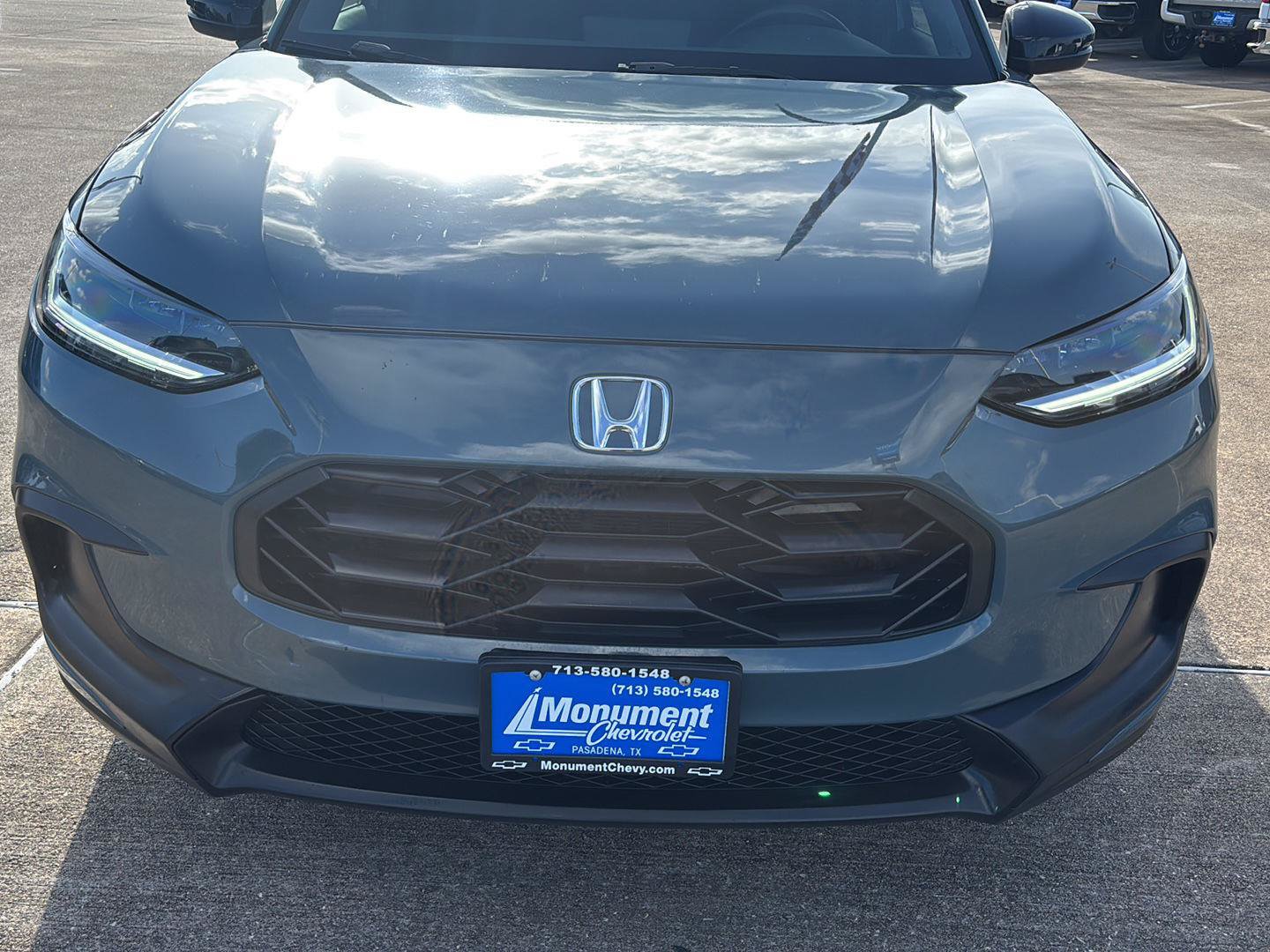 Used 2024 Honda HR-V Sport image 3