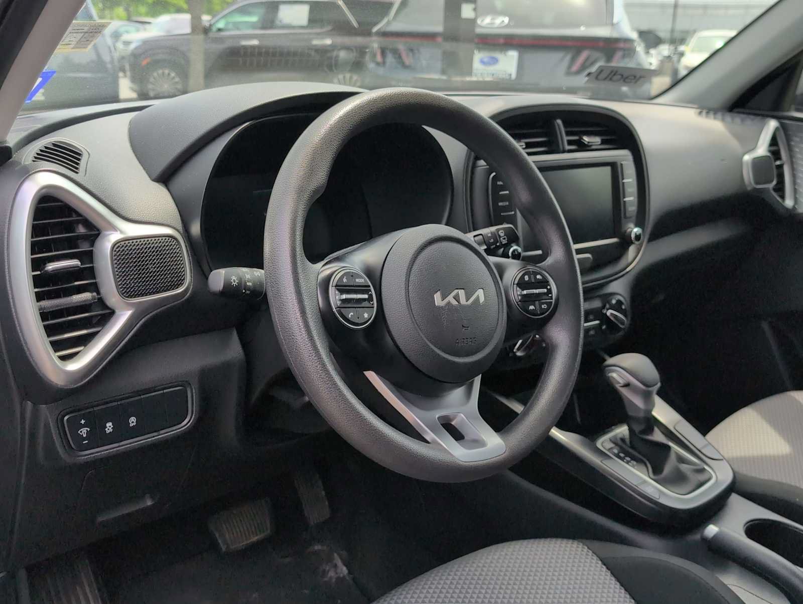 Used 2024 Kia Soul LX w/ Option Group 015 FWD image 10