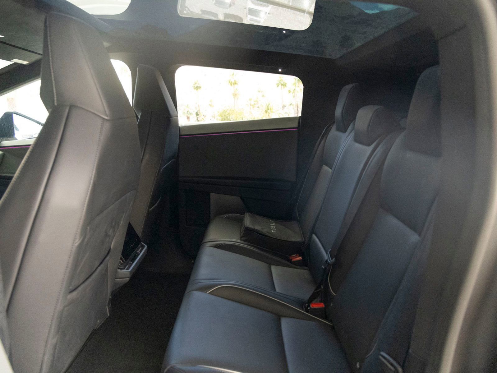 Used 2024 Tesla Cybertruck Cyberbeast AWD/4WD image 19