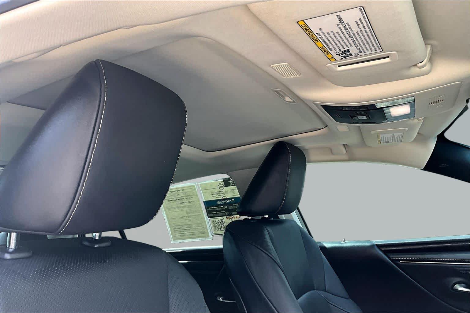Used 2022 Lexus ES 350 w/ Premium Package FWD image 14