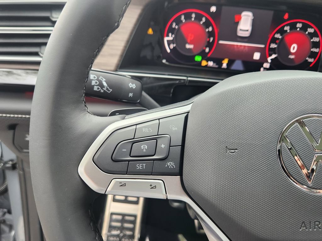 New 2026 Volkswagen Atlas SEL Premium R-Line image 17