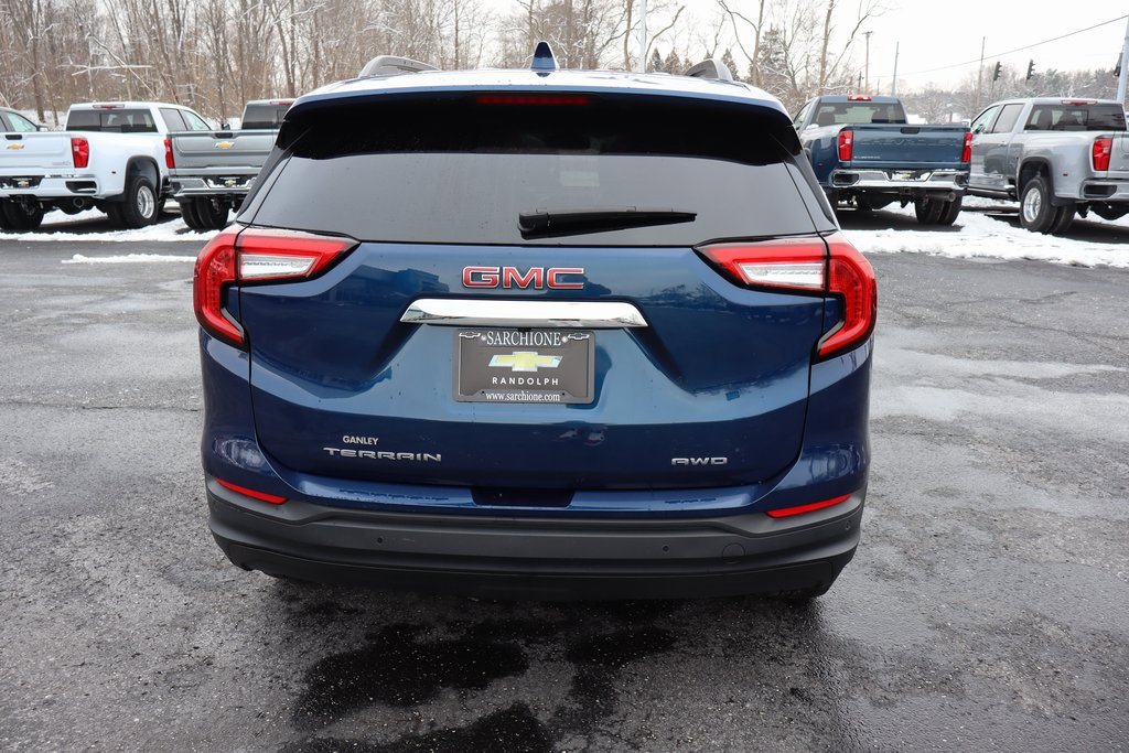 Used 2022 GMC Terrain SLE w/ Driver Convenience Package image 33