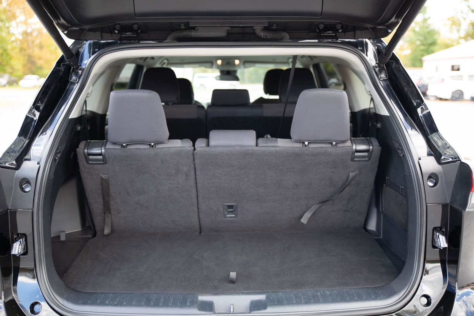 Used 2024 Toyota Highlander LE image 26