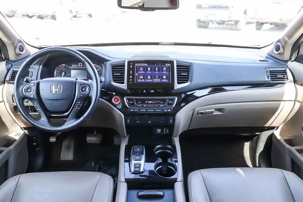 Used 2017 Honda Pilot Touring image 12