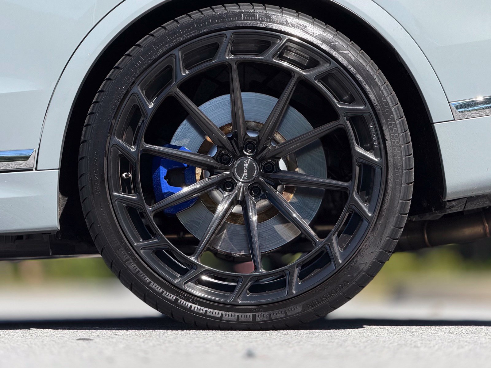 Used 2024 BMW ALPINA XB7 AWD/4WD image 19