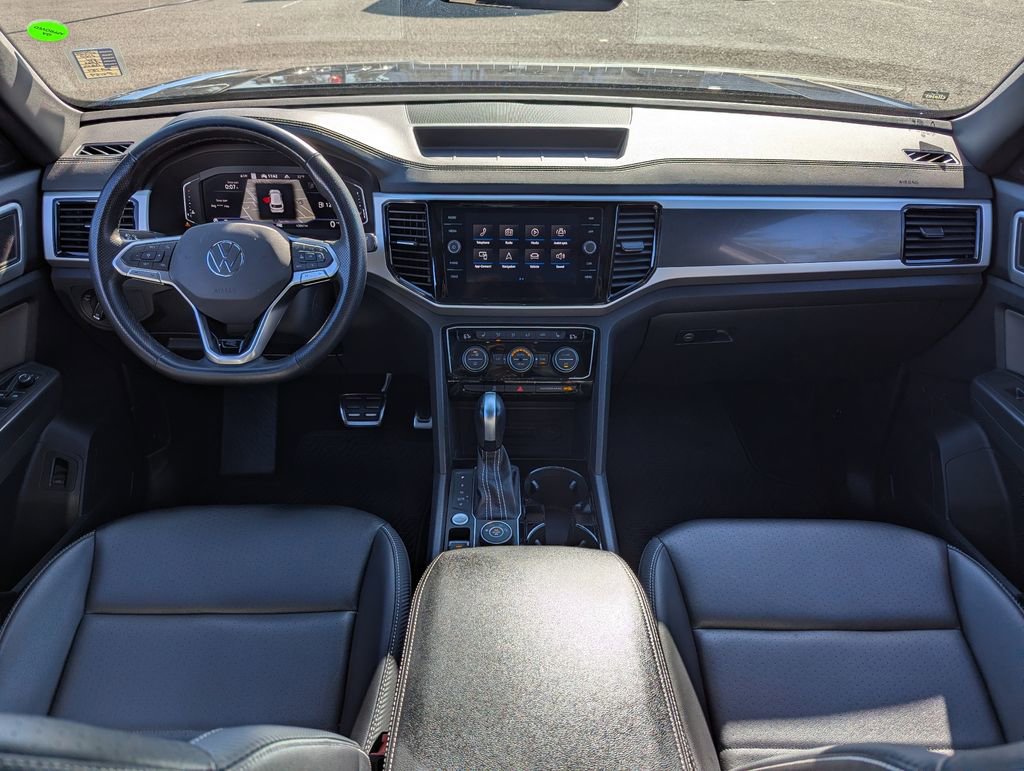 Certified 2022 Volkswagen Atlas Cross Sport SEL R-Line image 24