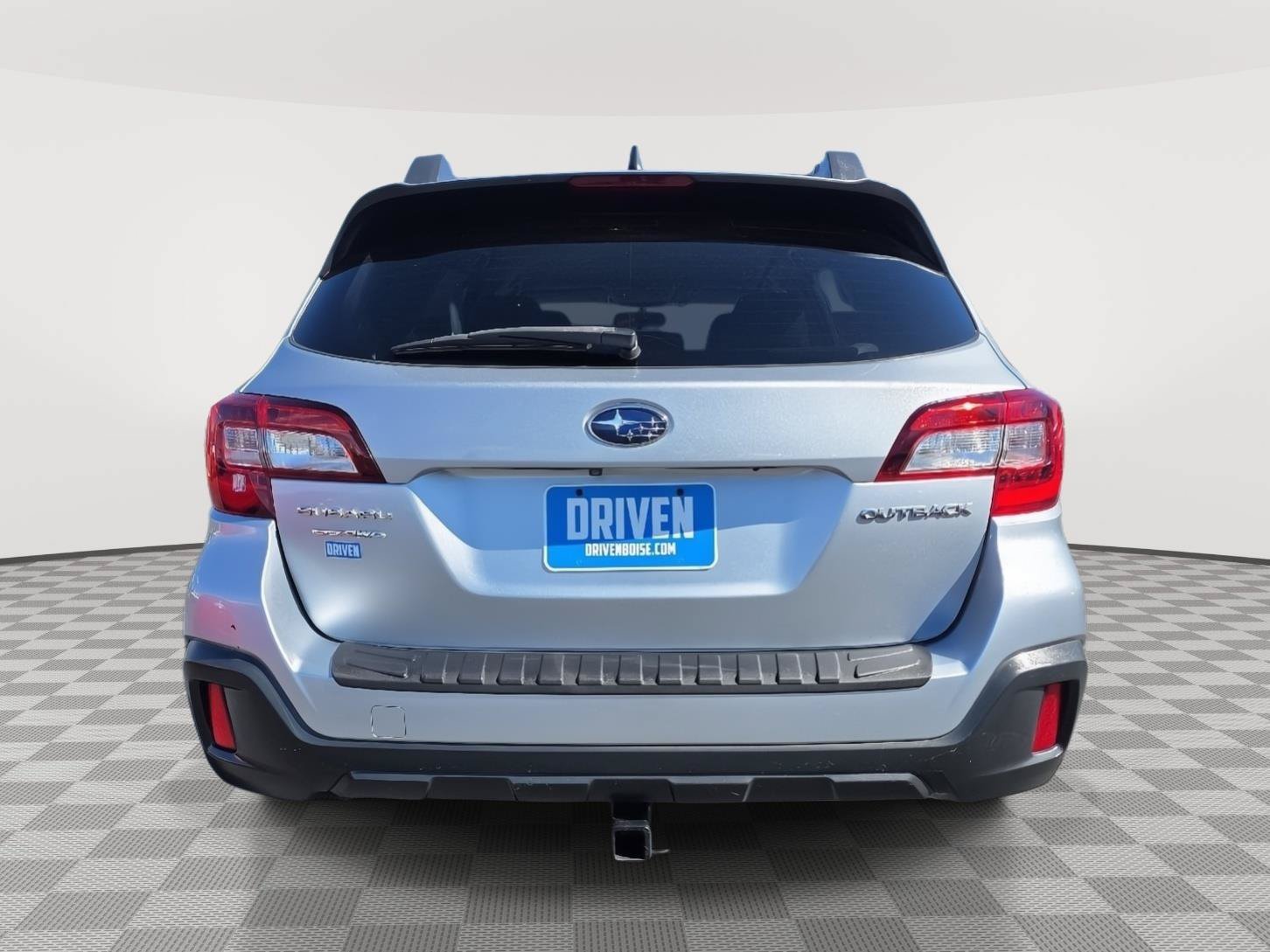Used 2018 Subaru Outback 2.5i Premium AWD/4WD image 5