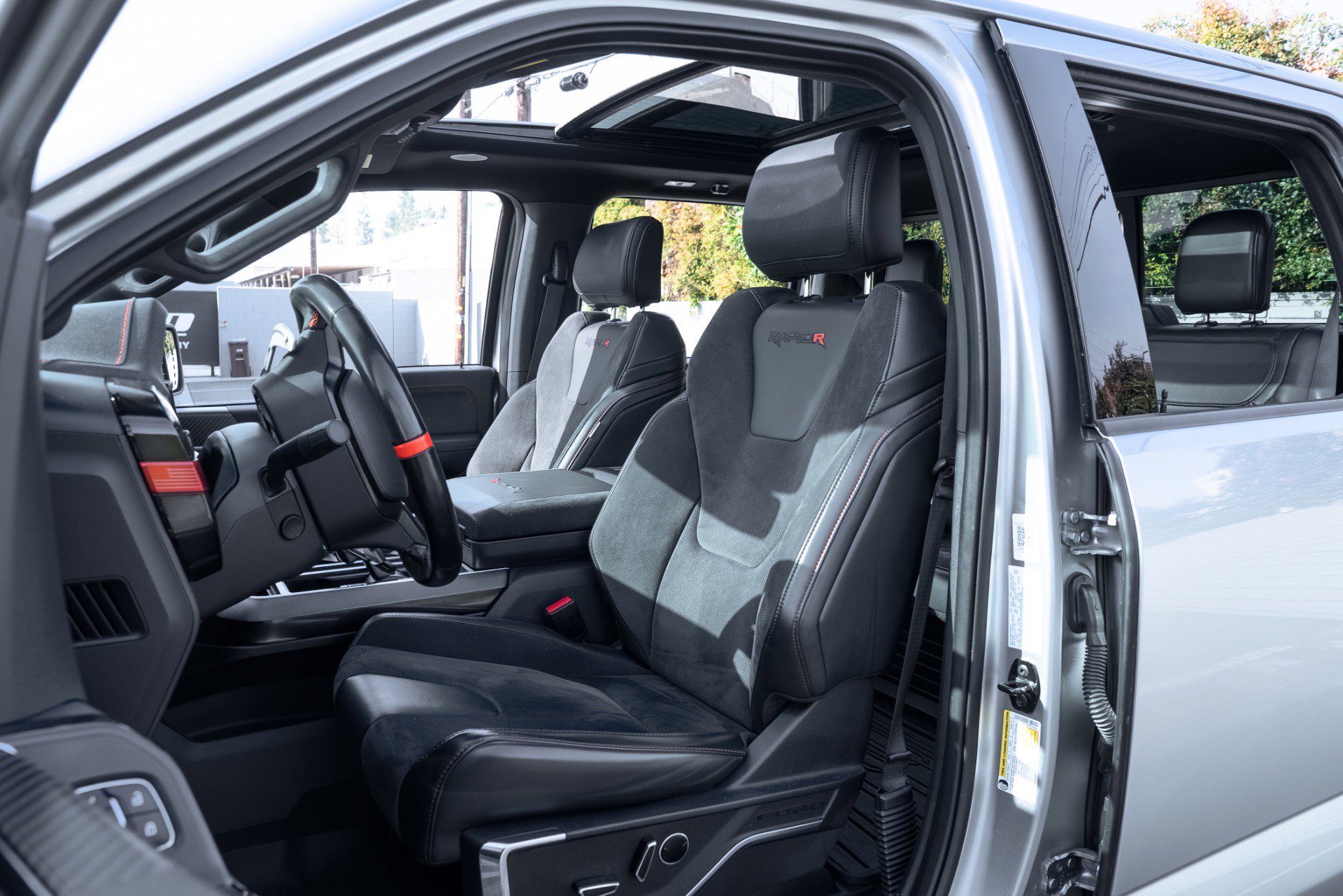 Used 2023 Ford F150 Raptor w/ Equipment Group 802A Raptor R image 21