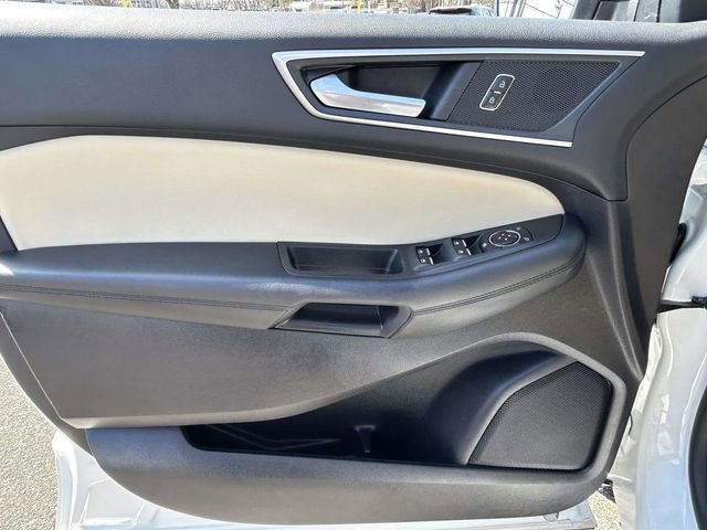 Used 2021 Ford Edge SEL w/ Convenience Package image 13