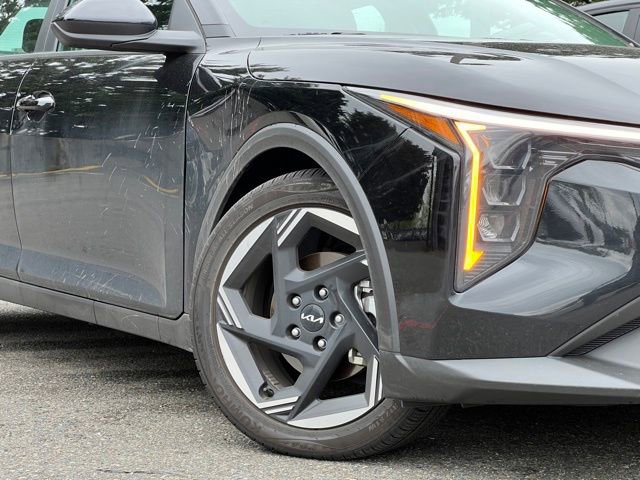 Certified 2025 Kia K4 EX FWD image 2