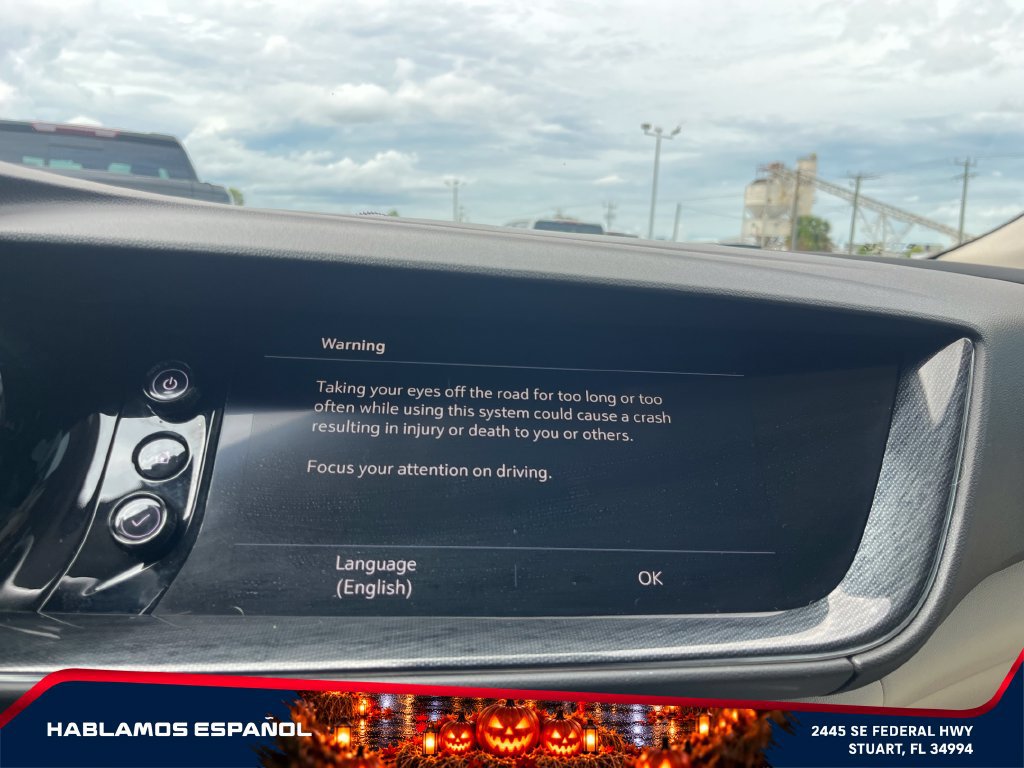 Used 2022 Buick Envision Essence w/ Technology Package I FWD image 30