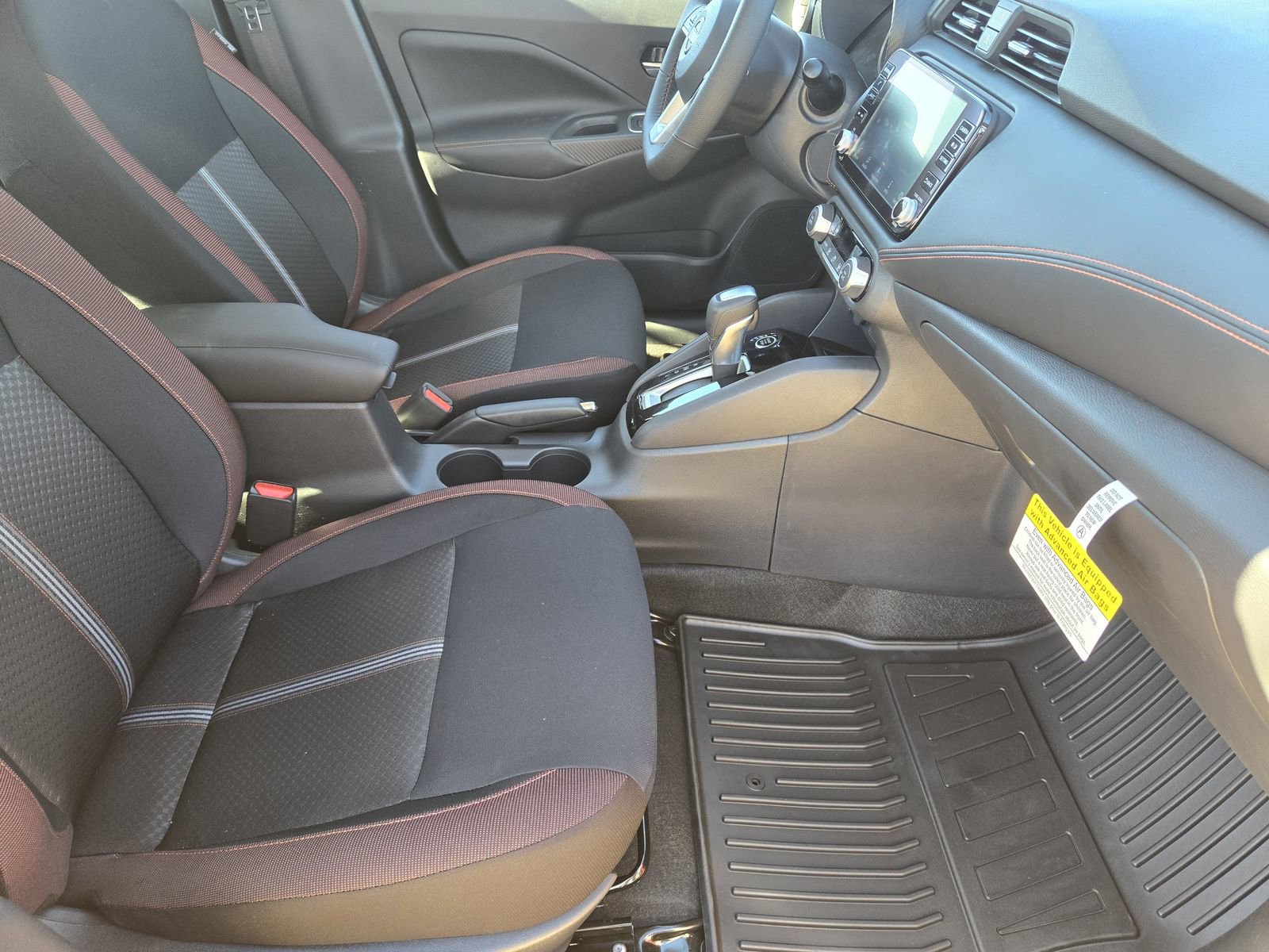 New 2025 Nissan Versa SR image 13